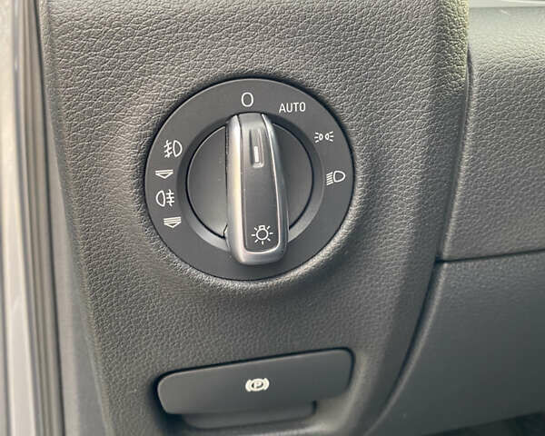 Серый Ауди Ку 7, объемом двигателя 2.97 л и пробегом 233 тыс. км за 16200 $, фото 59 на Automoto.ua