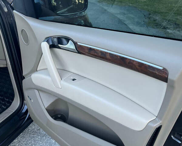 Серый Ауди Ку 7, объемом двигателя 3 л и пробегом 243 тыс. км за 13700 $, фото 15 на Automoto.ua