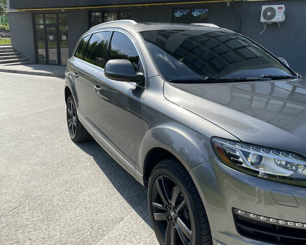Сірий Ауді Ку 7, об'ємом двигуна 3 л та пробігом 310 тис. км за 16500 $, фото 2 на Automoto.ua