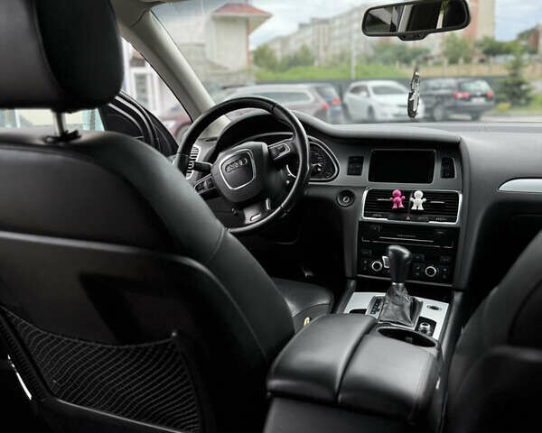 Серый Ауди Ку 7, объемом двигателя 2.97 л и пробегом 297 тыс. км за 17300 $, фото 13 на Automoto.ua