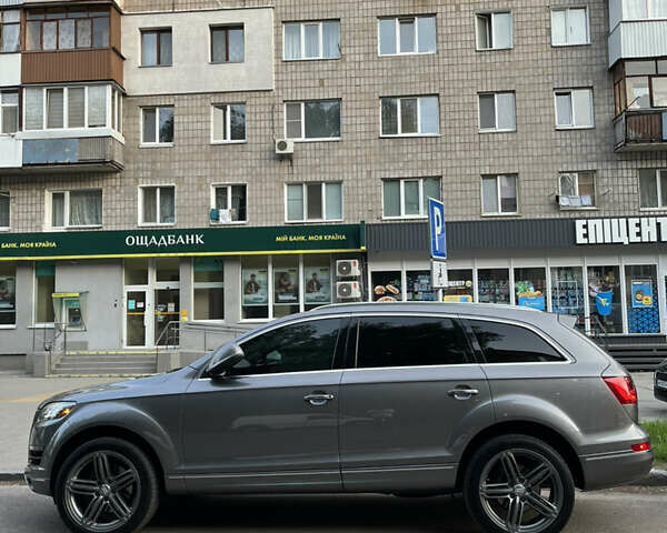Серый Ауди Ку 7, объемом двигателя 2.97 л и пробегом 239 тыс. км за 18500 $, фото 17 на Automoto.ua