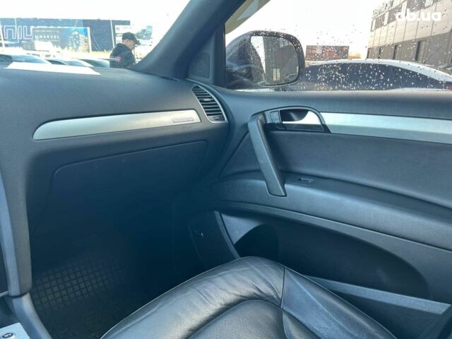 Серый Ауди Ку 7, объемом двигателя 3 л и пробегом 173 тыс. км за 17490 $, фото 32 на Automoto.ua