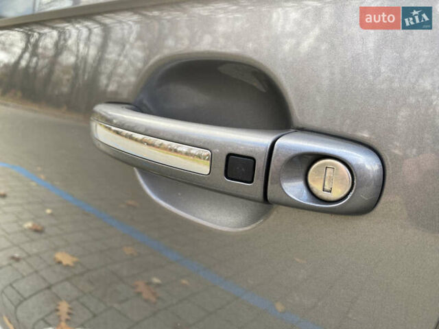 Серый Ауди Ку 7, объемом двигателя 2.97 л и пробегом 233 тыс. км за 16200 $, фото 77 на Automoto.ua