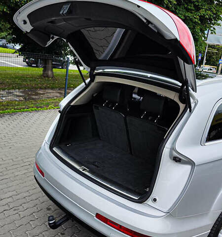 Серый Ауди Ку 7, объемом двигателя 2.97 л и пробегом 285 тыс. км за 17599 $, фото 4 на Automoto.ua