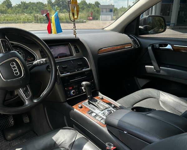 Серый Ауди Ку 7, объемом двигателя 2.97 л и пробегом 228 тыс. км за 17500 $, фото 30 на Automoto.ua