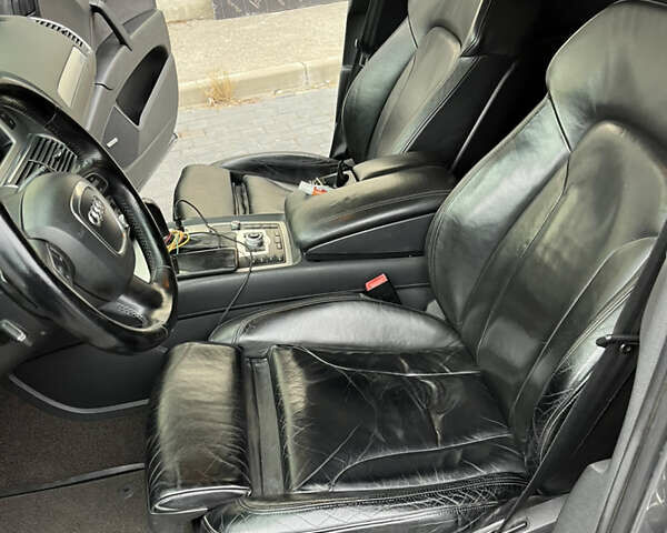 Серый Ауди Ку 7, объемом двигателя 2.97 л и пробегом 280 тыс. км за 17200 $, фото 11 на Automoto.ua