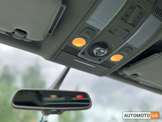 Серый Ауди Ку 7, объемом двигателя 3 л и пробегом 212 тыс. км за 16500 $, фото 24 на Automoto.ua