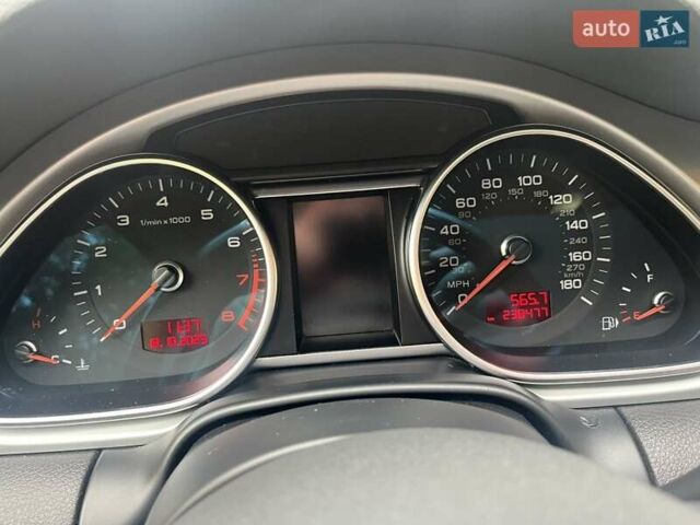 Серый Ауди Ку 7, объемом двигателя 3 л и пробегом 240 тыс. км за 13500 $, фото 13 на Automoto.ua