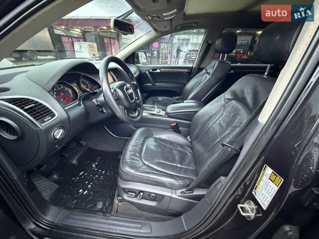 Серый Ауди Ку 7, объемом двигателя 3 л и пробегом 375 тыс. км за 11200 $, фото 15 на Automoto.ua