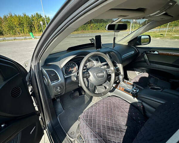 Сірий Ауді Ку 7, об'ємом двигуна 3 л та пробігом 187 тис. км за 15500 $, фото 18 на Automoto.ua