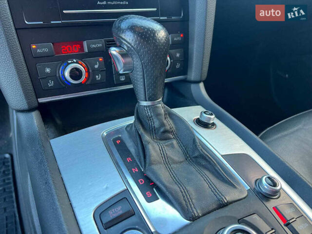 Серый Ауди Ку 7, объемом двигателя 3 л и пробегом 173 тыс. км за 17490 $, фото 30 на Automoto.ua
