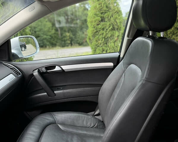 Серый Ауди Ку 7, объемом двигателя 2.97 л и пробегом 297 тыс. км за 17300 $, фото 34 на Automoto.ua