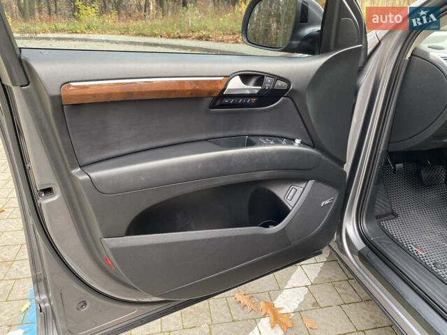 Серый Ауди Ку 7, объемом двигателя 2.97 л и пробегом 233 тыс. км за 16200 $, фото 53 на Automoto.ua