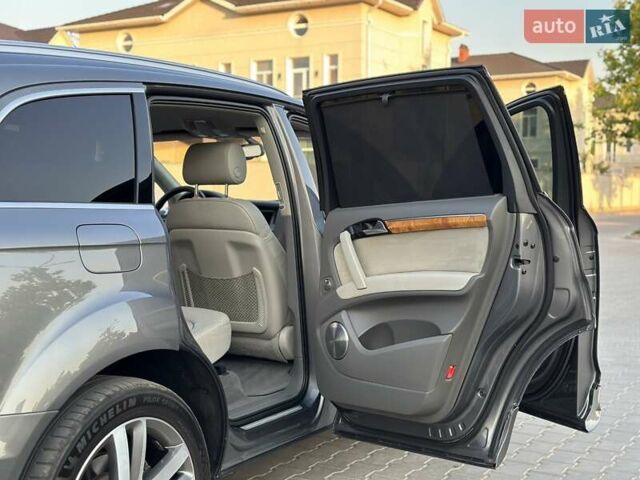 Серый Ауди Ку 7, объемом двигателя 2.97 л и пробегом 262 тыс. км за 17500 $, фото 16 на Automoto.ua