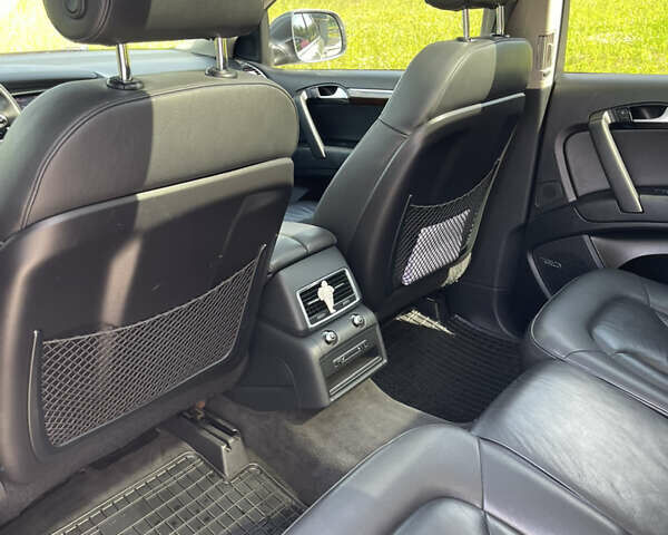 Сірий Ауді Ку 7, об'ємом двигуна 3 л та пробігом 310 тис. км за 16500 $, фото 13 на Automoto.ua