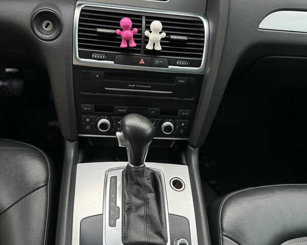 Серый Ауди Ку 7, объемом двигателя 2.97 л и пробегом 297 тыс. км за 17300 $, фото 31 на Automoto.ua