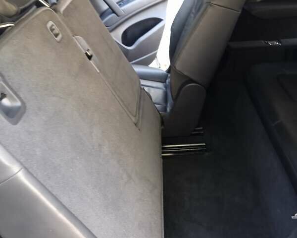 Серый Ауди Ку 7, объемом двигателя 3 л и пробегом 160 тыс. км за 10800 $, фото 16 на Automoto.ua