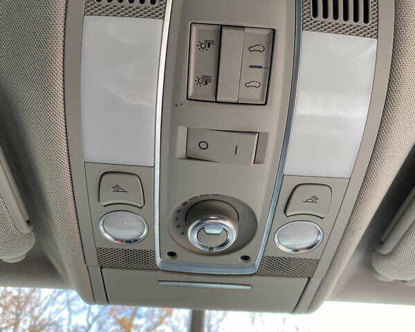 Серый Ауди Ку 7, объемом двигателя 2.97 л и пробегом 233 тыс. км за 16200 $, фото 74 на Automoto.ua