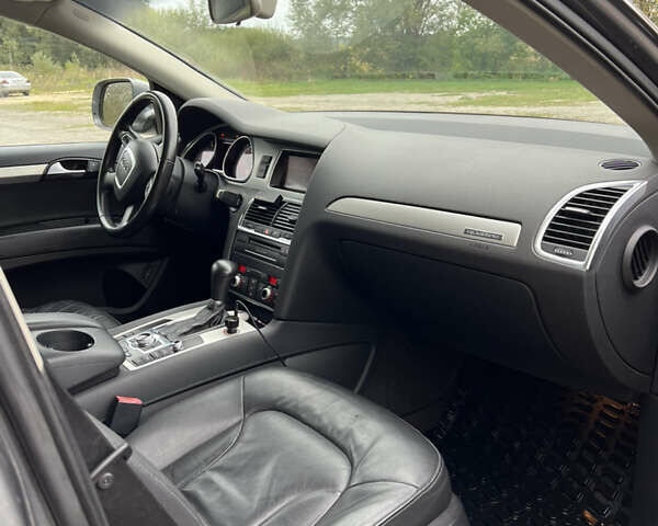 Сірий Ауді Ку 7, об'ємом двигуна 2.97 л та пробігом 220 тис. км за 14500 $, фото 15 на Automoto.ua