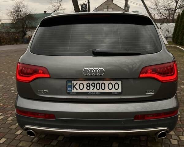 Сірий Ауді Ку 7, об'ємом двигуна 3 л та пробігом 243 тис. км за 18500 $, фото 2 на Automoto.ua