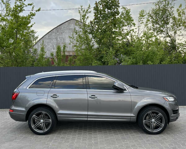 Серый Ауди Ку 7, объемом двигателя 2.97 л и пробегом 239 тыс. км за 18500 $, фото 1 на Automoto.ua