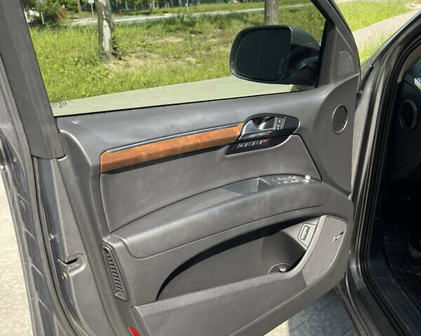 Сірий Ауді Ку 7, об'ємом двигуна 3 л та пробігом 310 тис. км за 16500 $, фото 11 на Automoto.ua
