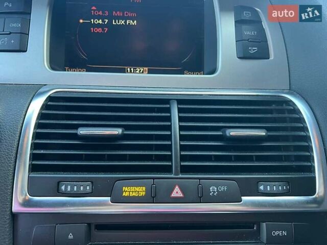 Серый Ауди Ку 7, объемом двигателя 3 л и пробегом 173 тыс. км за 17490 $, фото 28 на Automoto.ua