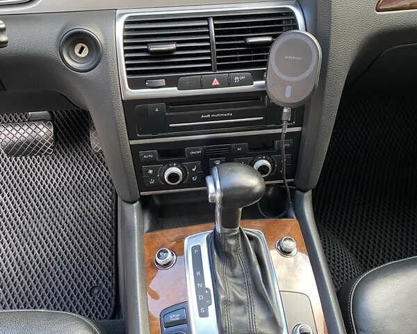 Серый Ауди Ку 7, объемом двигателя 2.97 л и пробегом 233 тыс. км за 16200 $, фото 65 на Automoto.ua