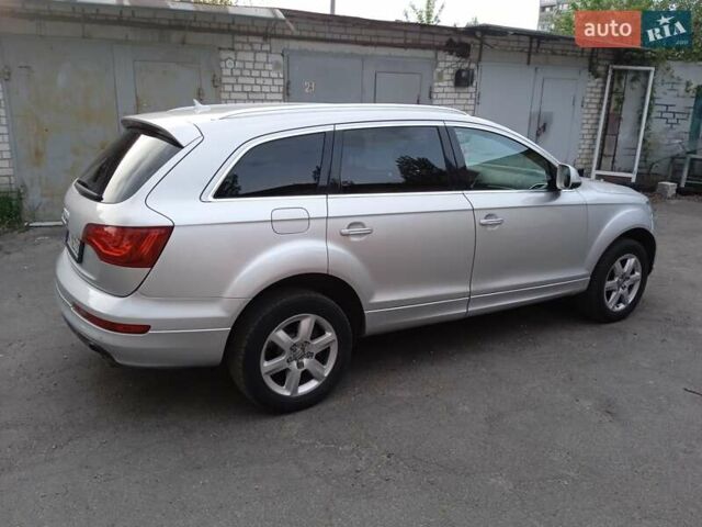 Серый Ауди Ку 7, объемом двигателя 3 л и пробегом 160 тыс. км за 10800 $, фото 2 на Automoto.ua