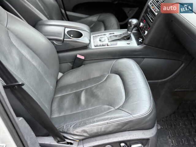 Ауді Ку 7 2011 у Києві на Automoto.ua Сірий Ауді Ку 7, об'ємом двигуна 2.97 л та пробігом 197 тис. км за 16500 $, фото 5 на Automoto.ua