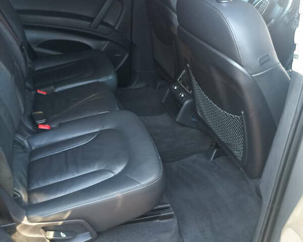 Серый Ауди Ку 7, объемом двигателя 3 л и пробегом 242 тыс. км за 15800 $, фото 8 на Automoto.ua