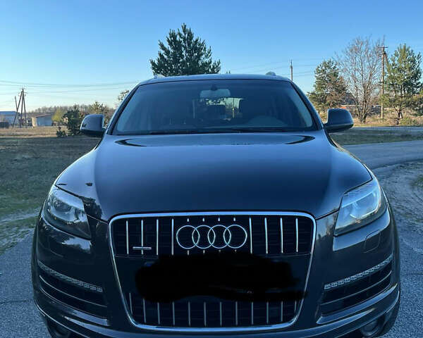 Серый Ауди Ку 7, объемом двигателя 3 л и пробегом 243 тыс. км за 13700 $, фото 1 на Automoto.ua