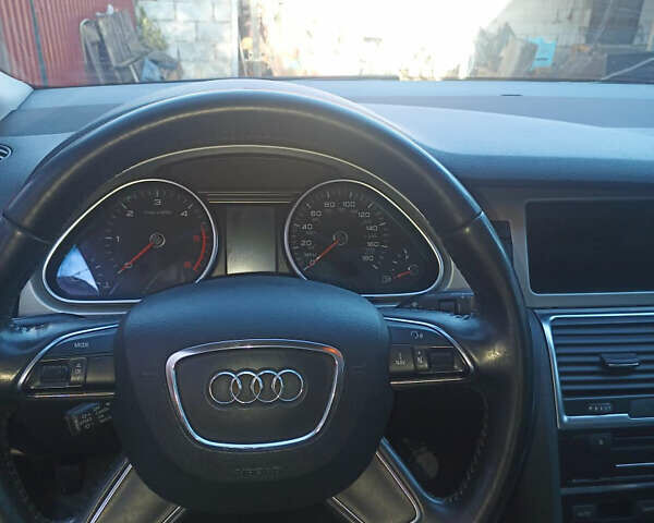 Серый Ауди Ку 7, объемом двигателя 3 л и пробегом 242 тыс. км за 15800 $, фото 13 на Automoto.ua