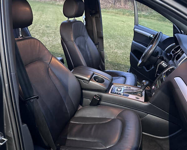 Серый Ауди Ку 7, объемом двигателя 2.97 л и пробегом 279 тыс. км за 19299 $, фото 7 на Automoto.ua