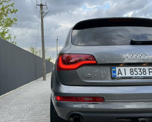 Серый Ауди Ку 7, объемом двигателя 2.97 л и пробегом 239 тыс. км за 18500 $, фото 3 на Automoto.ua