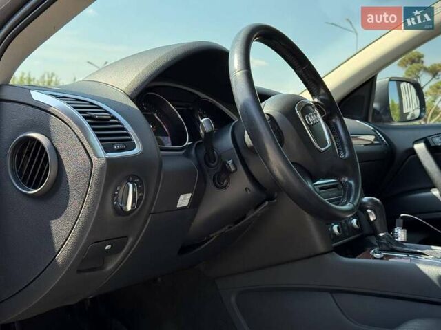 Серый Ауди Ку 7, объемом двигателя 2.97 л и пробегом 267 тыс. км за 17500 $, фото 24 на Automoto.ua