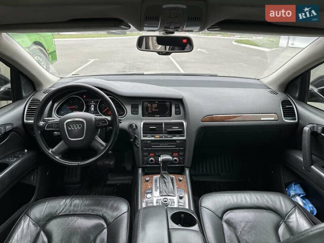 Сірий Ауді Ку 7, об'ємом двигуна 2.97 л та пробігом 200 тис. км за 19000 $, фото 6 на Automoto.ua