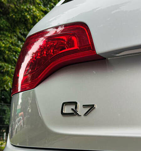 Серый Ауди Ку 7, объемом двигателя 2.97 л и пробегом 285 тыс. км за 17599 $, фото 9 на Automoto.ua