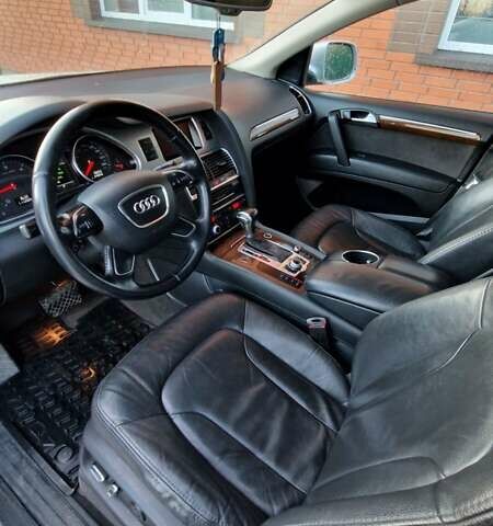 Серый Ауди Ку 7, объемом двигателя 2.97 л и пробегом 245 тыс. км за 18000 $, фото 2 на Automoto.ua