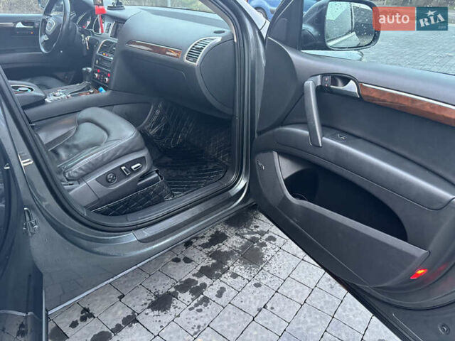 Серый Ауди Ку 7, объемом двигателя 2.97 л и пробегом 350 тыс. км за 16500 $, фото 18 на Automoto.ua