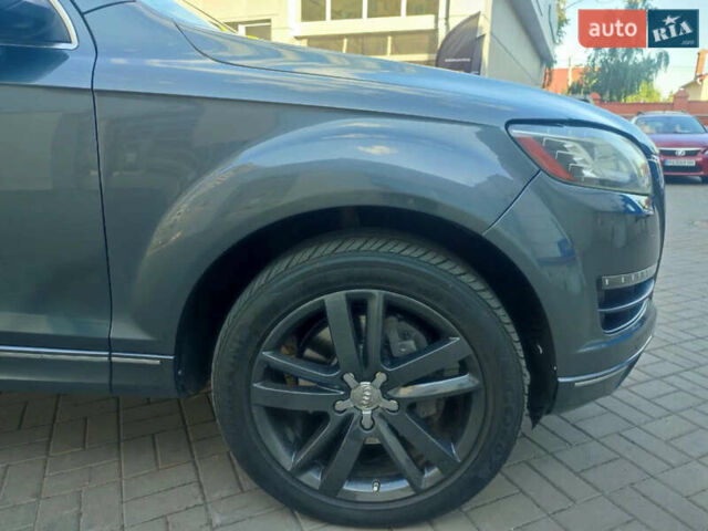 Серый Ауди Ку 7, объемом двигателя 3 л и пробегом 304 тыс. км за 12500 $, фото 6 на Automoto.ua