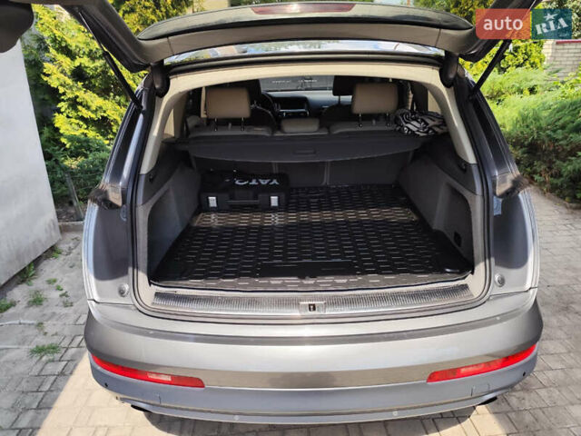 Серый Ауди Ку 7, объемом двигателя 0 л и пробегом 181 тыс. км за 21800 $, фото 6 на Automoto.ua