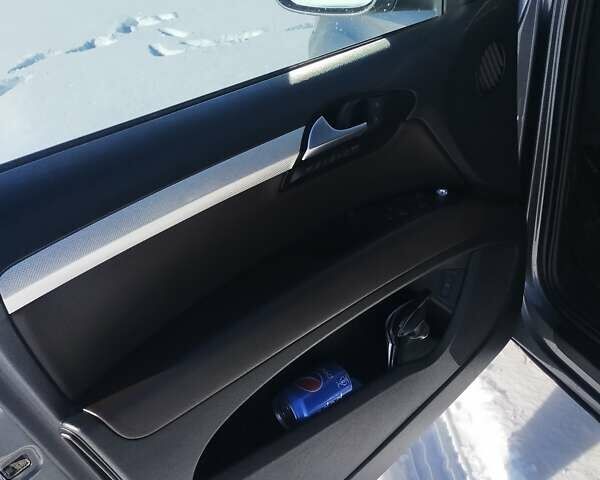 Сірий Ауді Ку 7, об'ємом двигуна 3 л та пробігом 116 тис. км за 24000 $, фото 26 на Automoto.ua