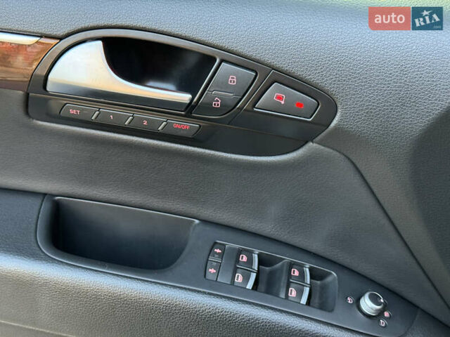 Серый Ауди Ку 7, объемом двигателя 3 л и пробегом 200 тыс. км за 13000 $, фото 37 на Automoto.ua