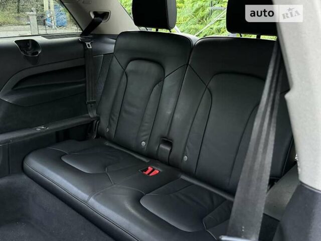 Серый Ауди Ку 7, объемом двигателя 2.97 л и пробегом 357 тыс. км за 19000 $, фото 25 на Automoto.ua