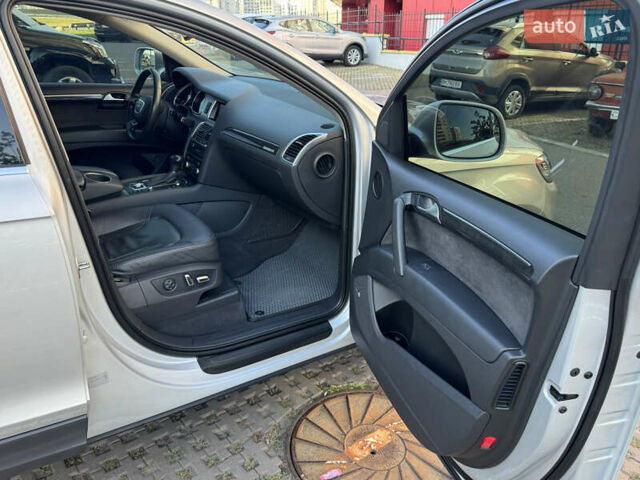 Сірий Ауді Ку 7, об'ємом двигуна 3 л та пробігом 143 тис. км за 14700 $, фото 25 на Automoto.ua