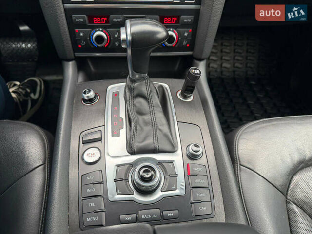 Серый Ауди Ку 7, объемом двигателя 2.97 л и пробегом 175 тыс. км за 18300 $, фото 31 на Automoto.ua