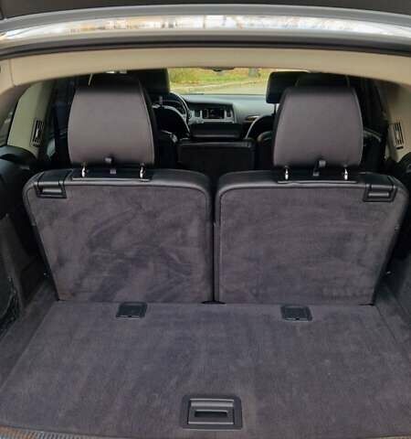 Серый Ауди Ку 7, объемом двигателя 3 л и пробегом 327 тыс. км за 17000 $, фото 9 на Automoto.ua