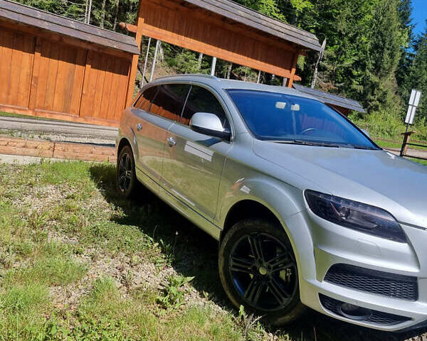 Сірий Ауді Ку 7, об'ємом двигуна 3 л та пробігом 203 тис. км за 15000 $, фото 1 на Automoto.ua