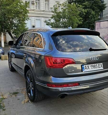 Серый Ауди Ку 7, объемом двигателя 3 л и пробегом 304 тыс. км за 12500 $, фото 39 на Automoto.ua